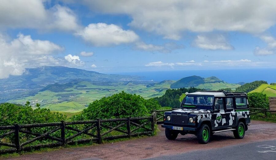 Full Day Sete Cidades + Lagoa do Fogo - The Sete Cidades afternoon lead-in: Santiago craters and a short break that matters