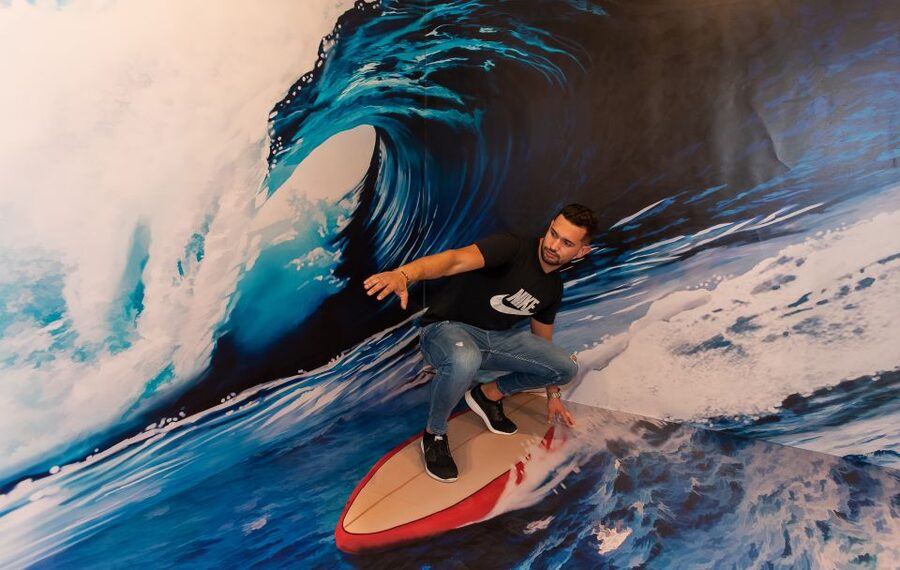 Funchal: 3D Fun Art Museum - When the Art Goes Upside Down, You Need the Right Pose