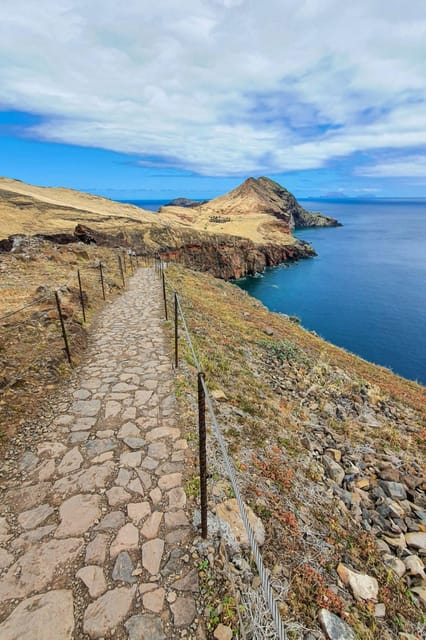 Funchal: Caniçal Ponta São Lourenco Hiking Transfer - The PR8 route in real terms: distance, pace, and underfoot feel