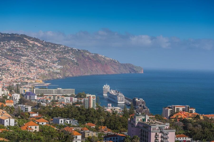 Funchal: City Highlights Tuk-Tuk Tour - Funchal City Hall and Funchal Cathedral: Historic Madeira, Up Close