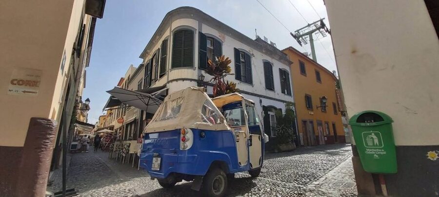 Funchal: Monte Toboggan and Old Town Tour by Tuk-Tuk - Who this tour suits best, and who should think twice