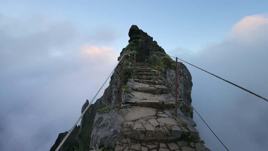 Funchal: Pico do Arieiro & Pico Ruivo Hiking Transfer - Forest fee (IFCN) and what to pack for all weather