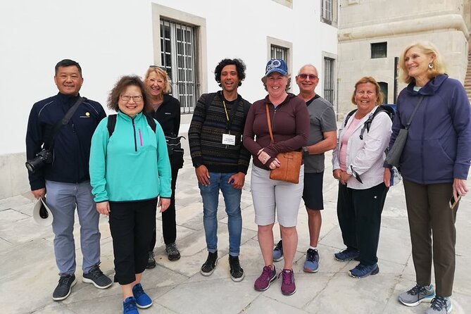Guided tour of the University and city of Coimbra. - Rua da Sofia to Santa Cruz Church, Ending in a Place with Real Gravity