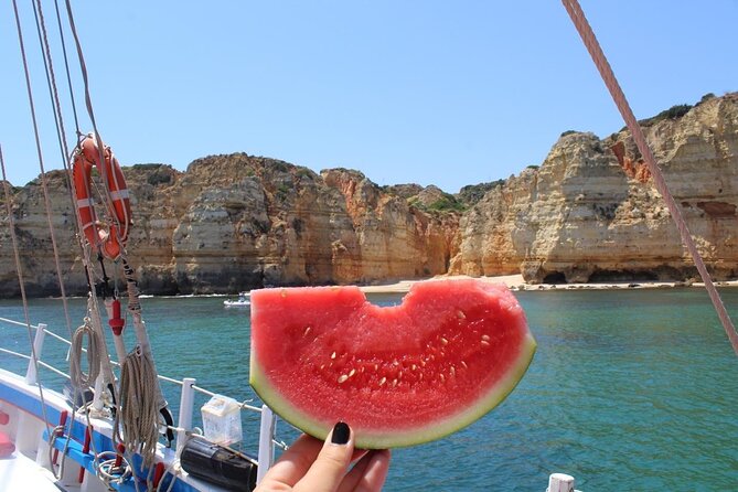 Half-Day Sailing Tour in Baia de Lagos with Lunch - Swim time off the boat: when the tour turns into your beach day