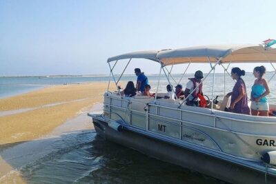 Ilha Deserta and Farol Island: a small group boat trip in Ria Formosa from Faro