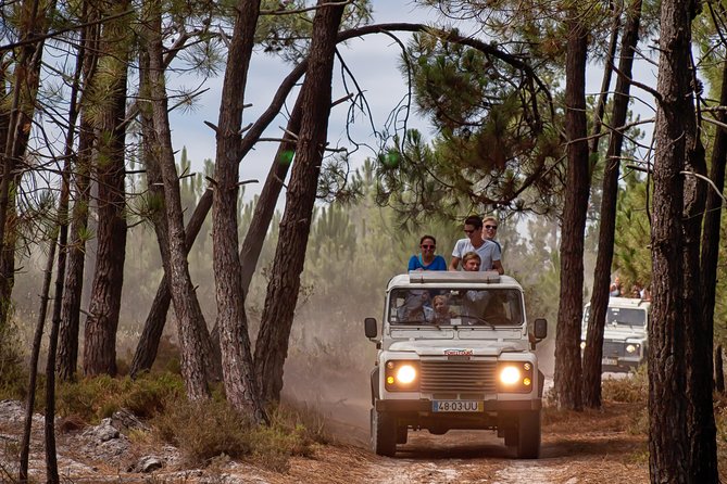 Jeep Safari #1 in Algarve - The distillery stop: medronho tasting and traditional honey making
