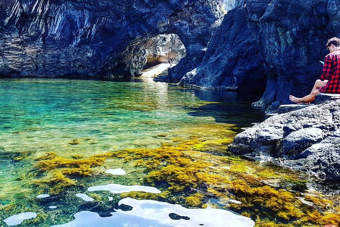 Jeep Tour Amazing West to Natural Pools -Full-Day - Ribeira da Janela and Porto Moniz: north-coast drama plus time to swim