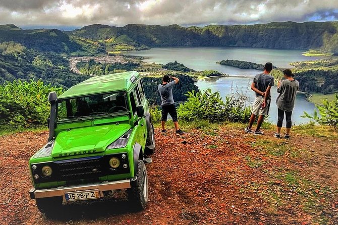Jeep Tour Full Day Sete Cidades & Lagoa do Fogo with lunch and drinks included. - Lagoa do Fogo at the Miradouro: the iconic lake shot