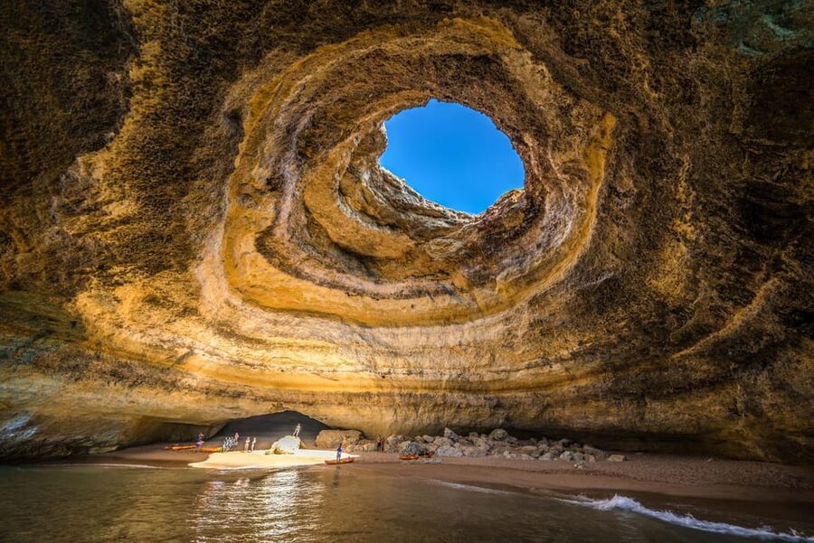 Lagos: Combo Dolphin and Benagil Tour with Marine Biologist - Cruising the Algarve Coastline Before Benagil