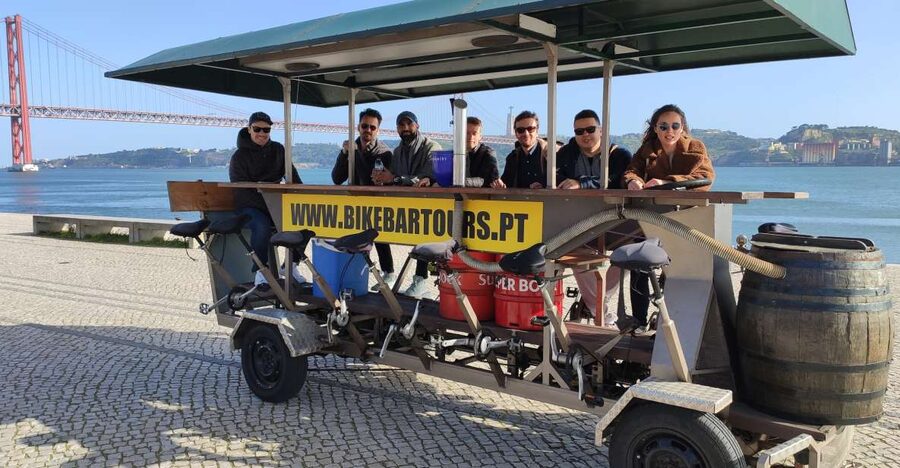 Lisbon: 1-Hour Beer Bike Tour with Draft Beer & Sangria Ride - Quick hits before you ride