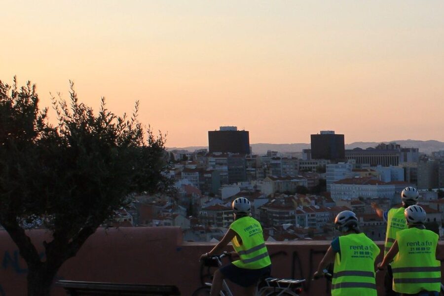 Lisbon: 7 Hills Half-Day Electric Bike Tour - Parks, Squares, and Quick Cultural Stops That Keep the Pace Fun