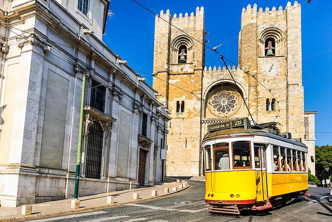Lisbon: Alfama District Walking Tour - Stop One: Alfama’s Streets and the 1755 Earthquake Footprint