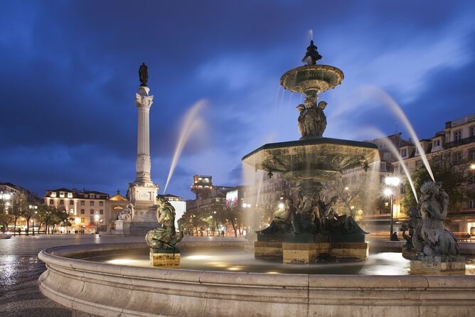 Lisbon: Authentic Fado Show, Dinner and Night Tour - Alfama at night: why this feels like the real Lisbon