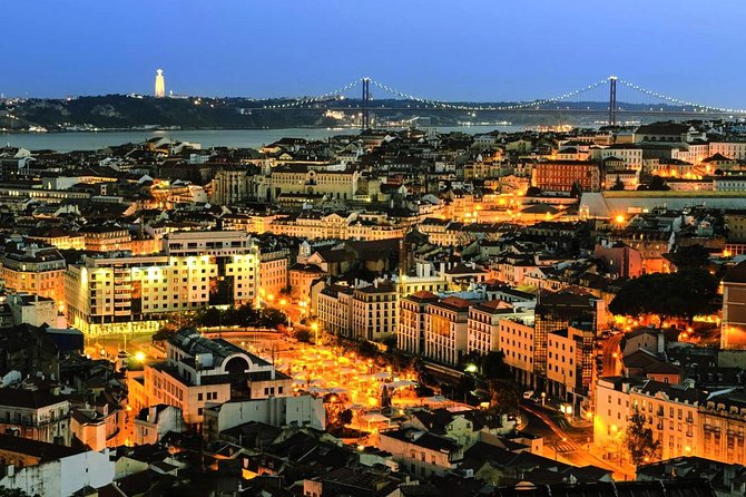 Lisbon: Authentic Fado Show, Dinner and Night Tour - Alfama before dinner: photo stop, Fado Museum area, and getting oriented