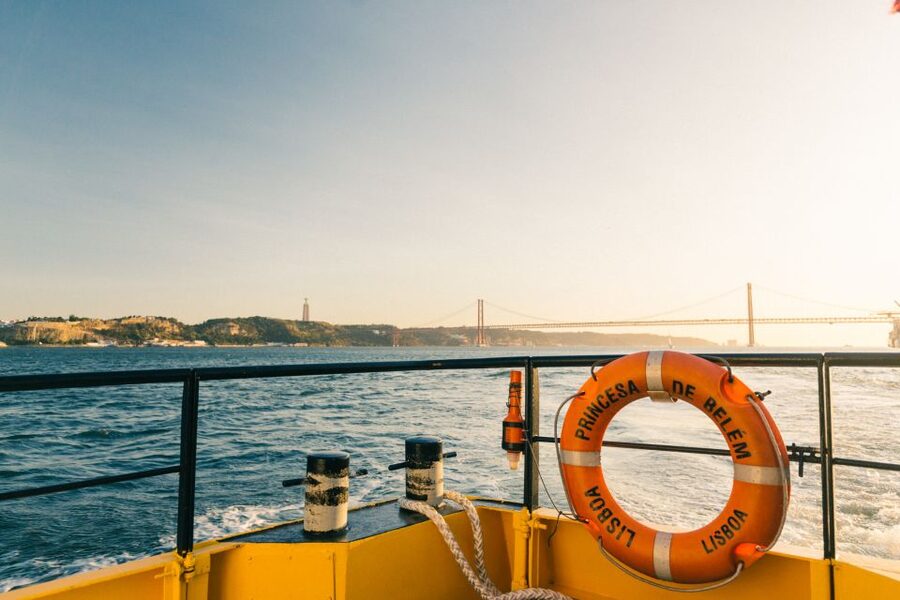 Lisbon: Boat Tour Ticket and Hop-on Hop-off 48-Hour Bus. - Why this Lisbon combo feels efficient (without feeling rushed)
