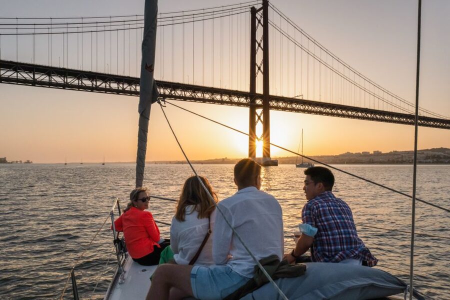 Lisbon: Daytime/Sunset/Night City Sailboat Tour with Drink - Commerce Square, Baixa, São Jorge, Alfama, and Lisbon Cathedral: the river-level story of old Lisbon