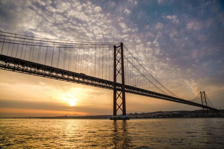 Lisbon: Disco Night Cruise with DJ and Open Bar - Safety Rules That Keep the Night Smooth