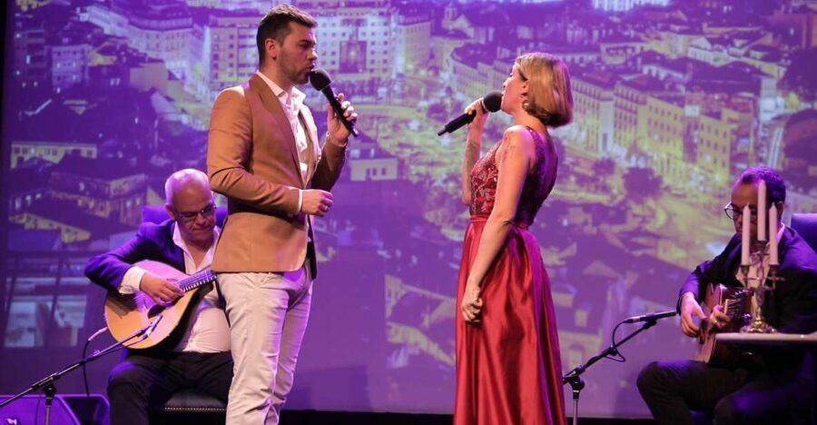 Lisbon: Fado in Chiado Live Show - The Lisbon visuals during the performance, why they matter