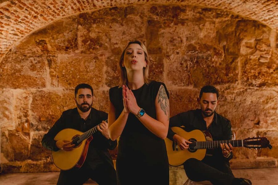 Lisbon: Fado Show and Wine inside Medieval Walls - Key things I’d circle before you go