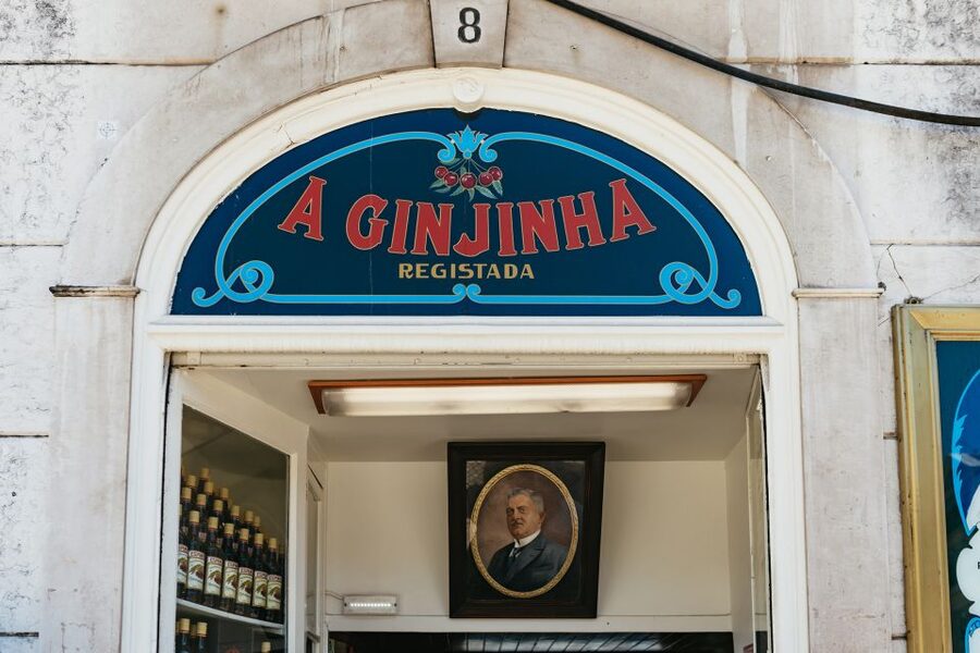 Lisbon: Food and Wine Small Group Walking Tour - Port Wine and Cheese: A Pairing That Explains Portuguese Sea History