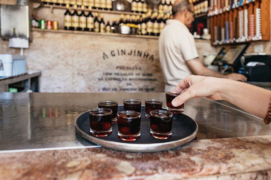 Lisbon: Food and Wine Small Group Walking Tour - Tascas in Action: Bifana With Draft Beer