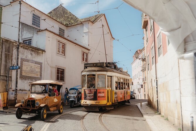 Lisbon Food & Tuk Tuk Tour with Eating Europe - The baroque dome and old church stop, then down into Alfama