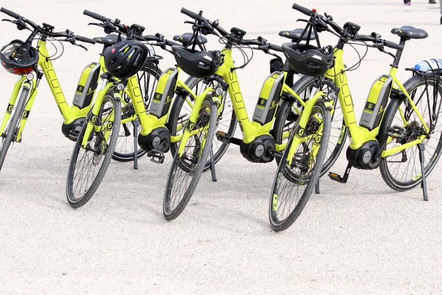 Lisbon: Guided Tour of Historic Belém by Electric Bike - Getting started at Largo Severa and learning the e-bike