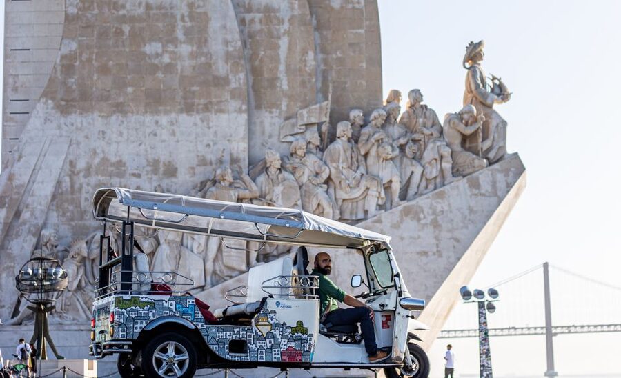 Lisbon: Half-Day Private Guided Tuk-Tuk Tour - Electric Tuk-Tuk Power for Lisbon’s Hills and Narrow Streets