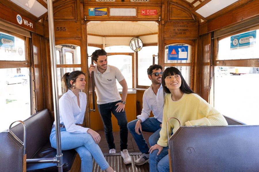 Lisbon: Helicopter Ride, Boat Trip, & Old Town Walking Tour - When the yellow tram ride is off the menu (and what to do about it)