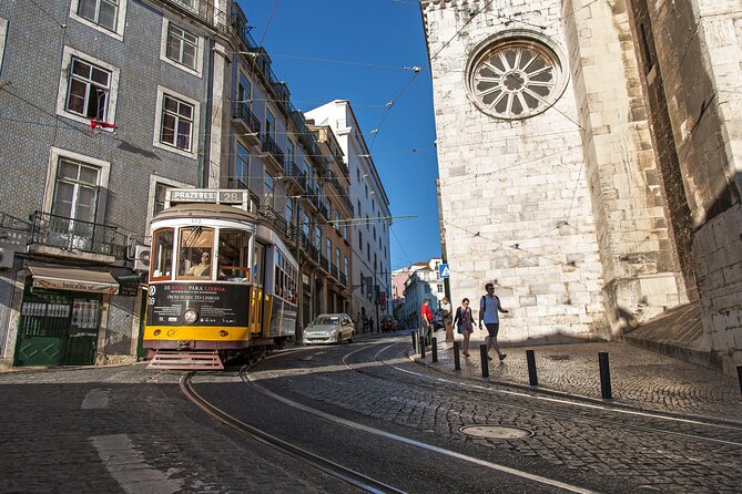 Lisbon Highlights - Private Tour with Van and Local Guide - Guide Personalities You Might Meet, and Why That Matters