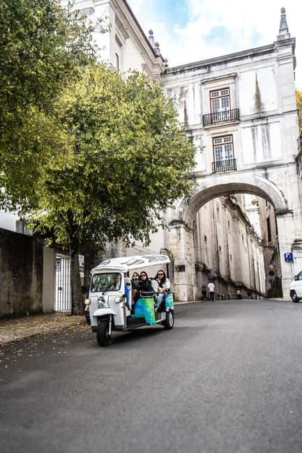 Lisbon Highlights: Private Tuk Tuk Sightseeing City Tour - Key highlights to know before you go