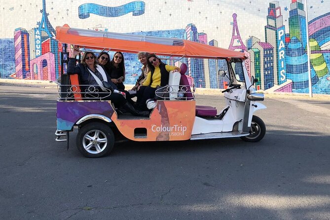 Lisbon Highlights: Private Tuk Tuk Tour Adventure Sightseeing - The main route logic: viewpoints first, then neighborhoods
