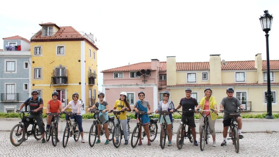 Lisbon: Hills, Alfama, and Mouraria Tour by Electric Bike - Price and value: why $25 can feel like a bargain
