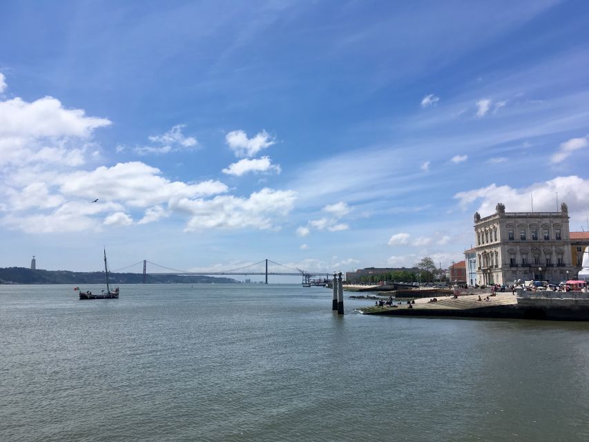 Lisbon: Hills, Alfama, and Mouraria Tour by Electric Bike - Getting started at Boost Portugal and learning your bike controls