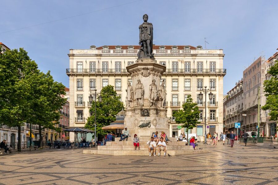 Lisbon: History, Stories and Lifestyle Walking Tour - Santa Justa and Baixa views: why the elevator stop is more than a photo op