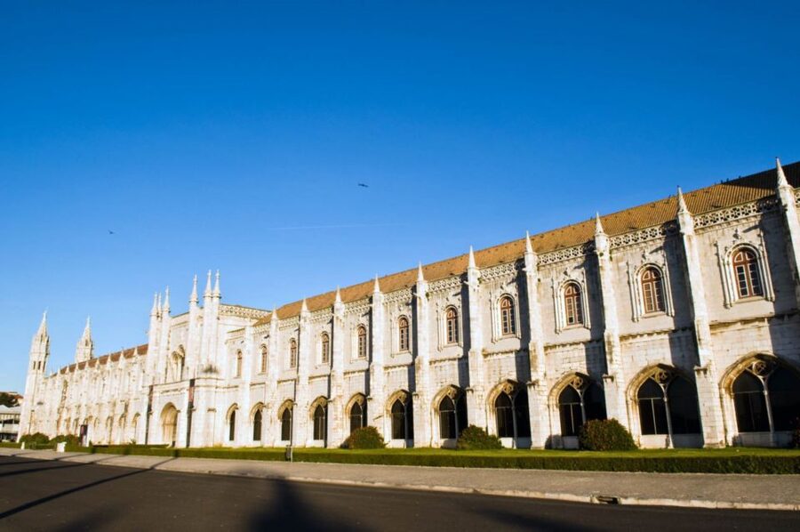 Lisbon: Jerónimos Monastery E-Ticket and Audio Guide - The First Major Moment: Southern Portal