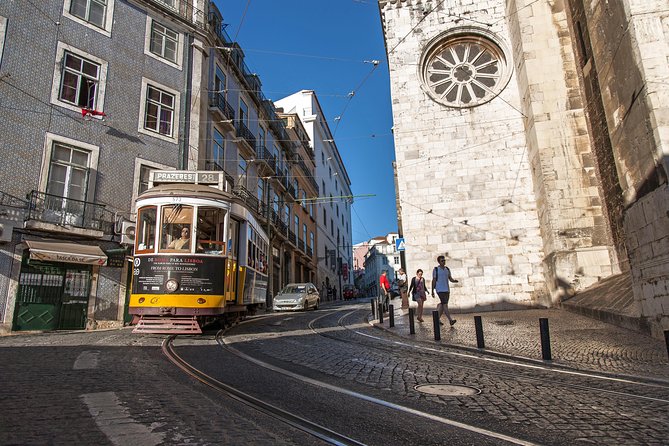Lisbon Jewish Heritage and History - Private Tour Van - Stop 5: Rossio and Largo de São Domingos, Inquisition history and remembrance
