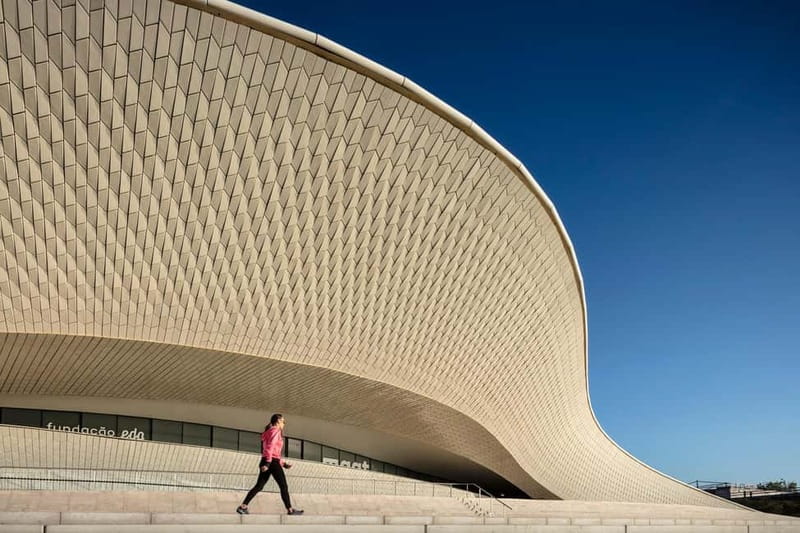 Lisbon: MAAT Gallery and MAAT Central Entry Tickets - MAAT in Belém: art, electricity, and the Tagus River in one ticket