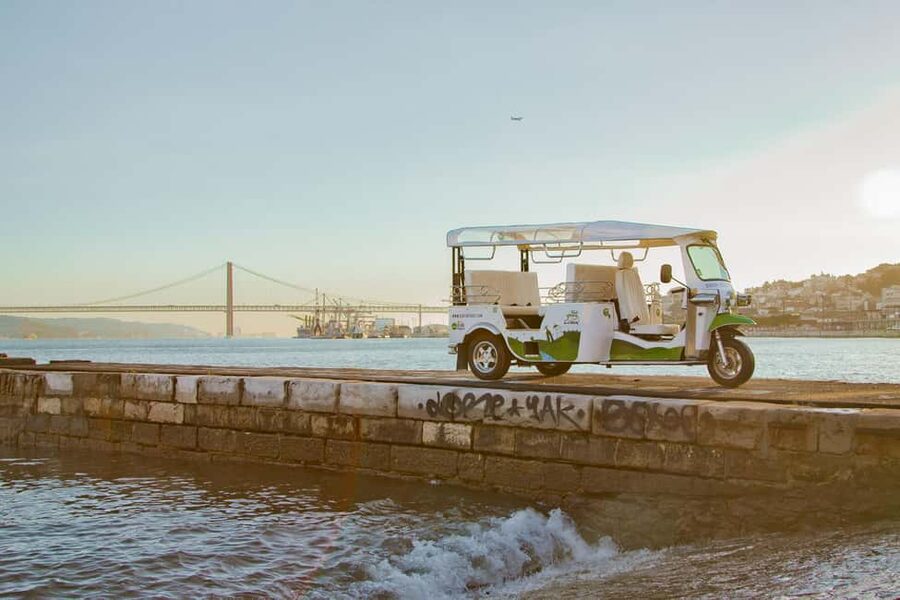 Lisbon on a Tuk Tuk Tour: History & Viewpoints - Your guide is the main event, and you’ll feel it in the small choices