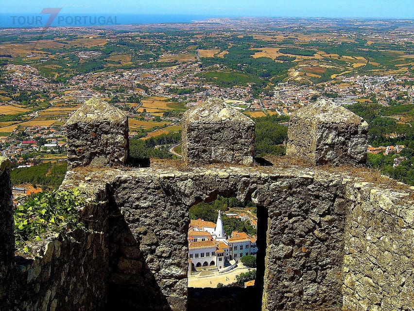 Lisbon: Pena Palace, Moorish Castle, Qta. Regaleira & Sintra - Pena Palace gardens and the 11:00 ticket slot