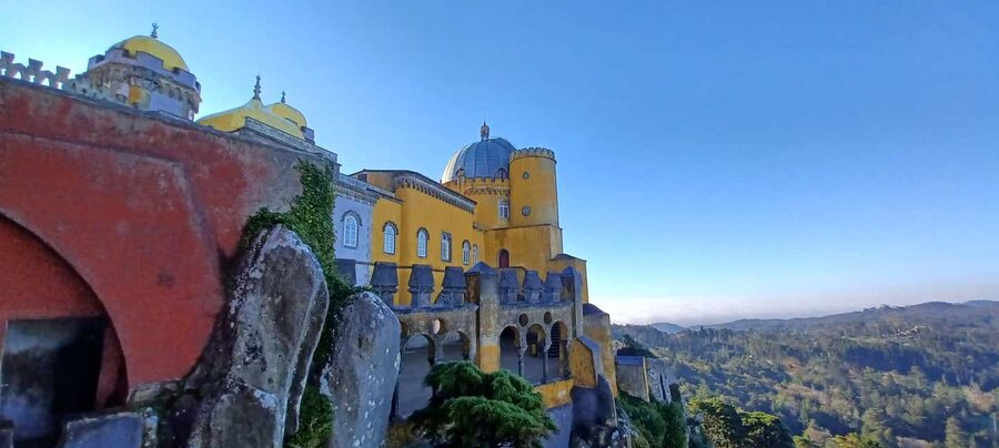 Lisbon: Pena Palace, Regaleira and Sintra - Quinta da Regaleira: self-guided time for the views and the details