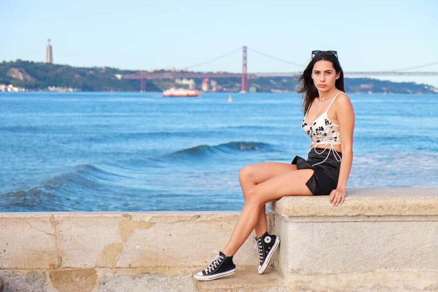 Lisbon: Photoshoot with a Professional Local Photographer - Tram 28 photos without wasting your hour