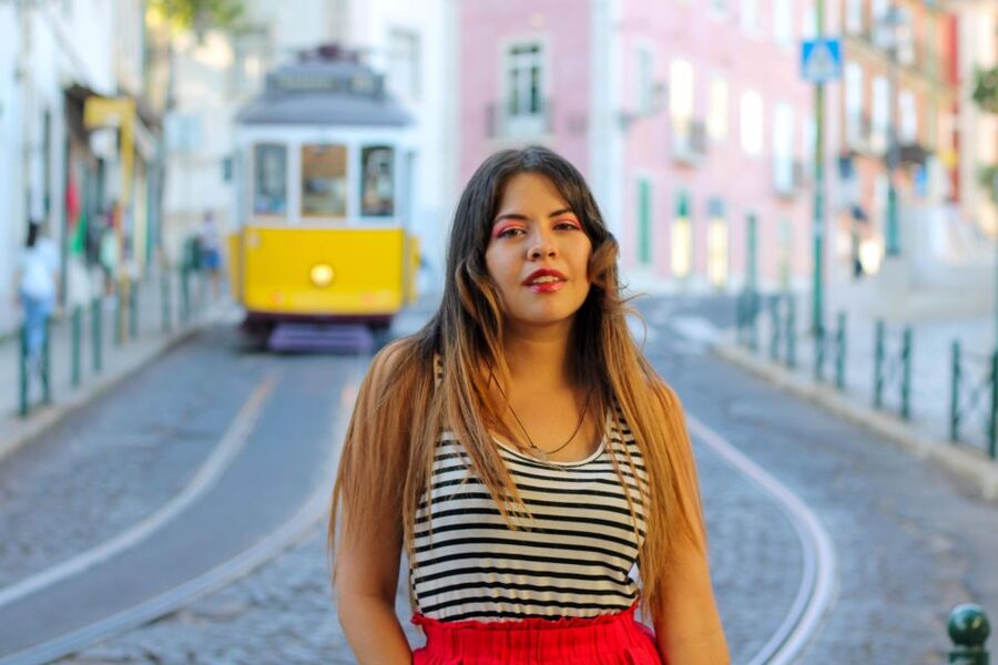 Lisbon: Photoshoot with a Professional Local Photographer - Alfama lanes and São Pedro de Alcântara: where Lisbon gets personal