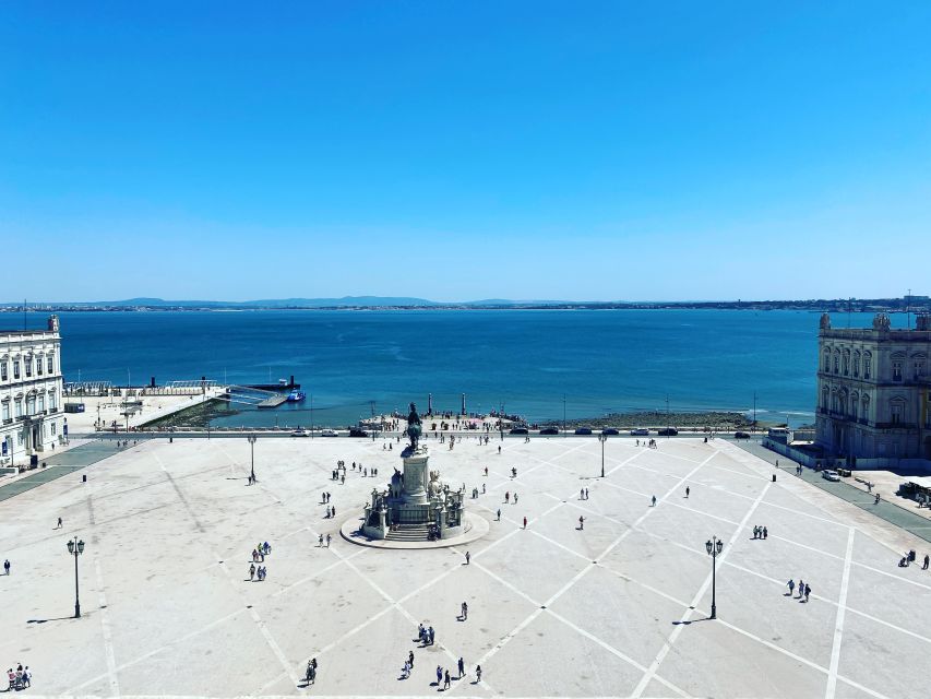 Lisbon: Private City Sightseeing Tour by Tuk-Tuk - Key Photo Stops: National Pantheon, São Vicente de Fora, and More