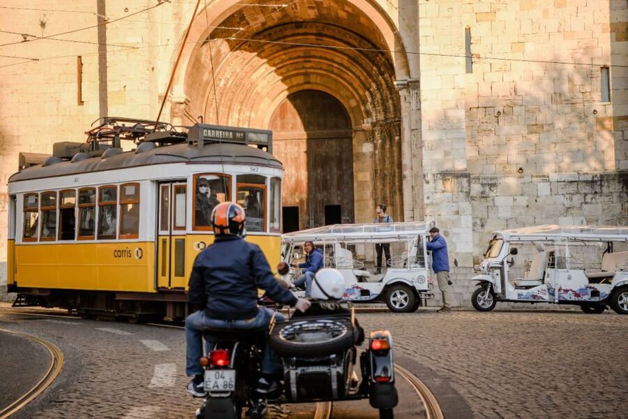 Lisbon: Private City Tour by Eco Tuk Tuk - Lisbon Viewpoints: Portas do Sol and Senhora do Monte