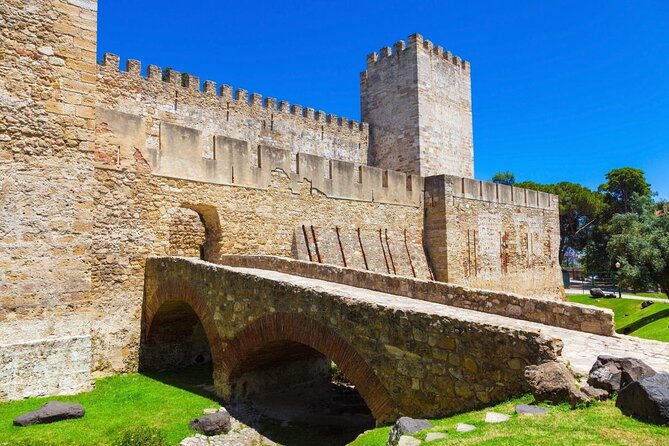 Lisbon Private Food Tour - Taste 10+ Local Dishes & Wines - Quick hits
