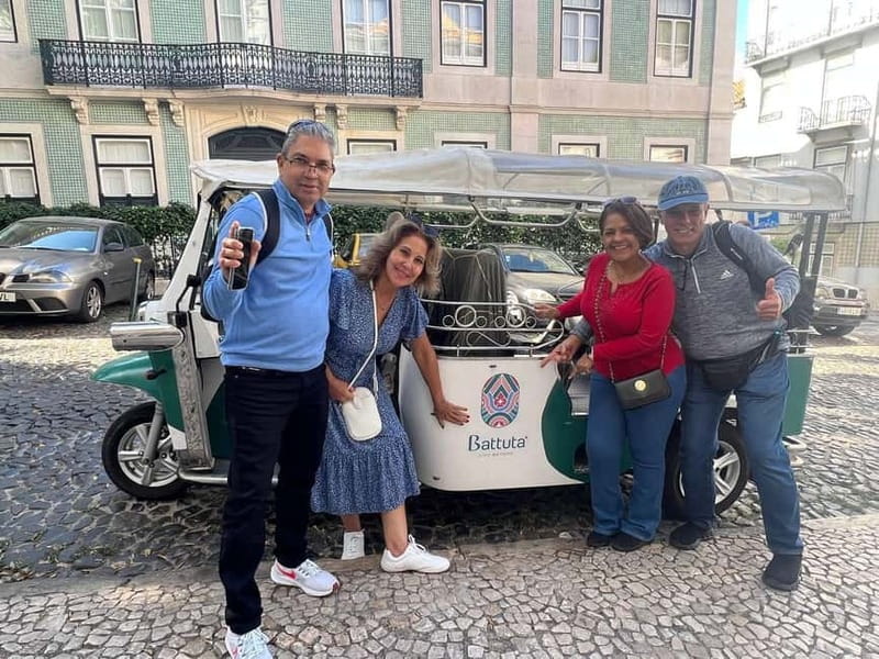 Lisbon: Private Guided Tour by Electric Tuk Tuk - Portas do Sol and Miradouro da Senhora do Monte, photo stops that matter