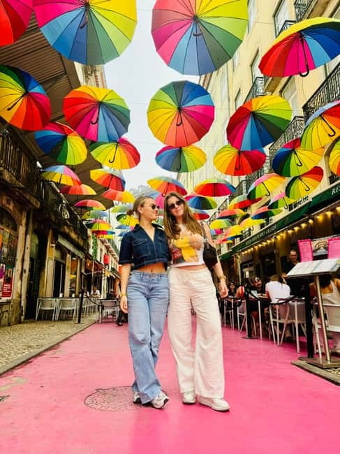 Lisbon: Private Old Town Tuk-Tuk Tour - Miradouro de Santa Luzia and Portas do Sol: where your photos actually look like Lisbon