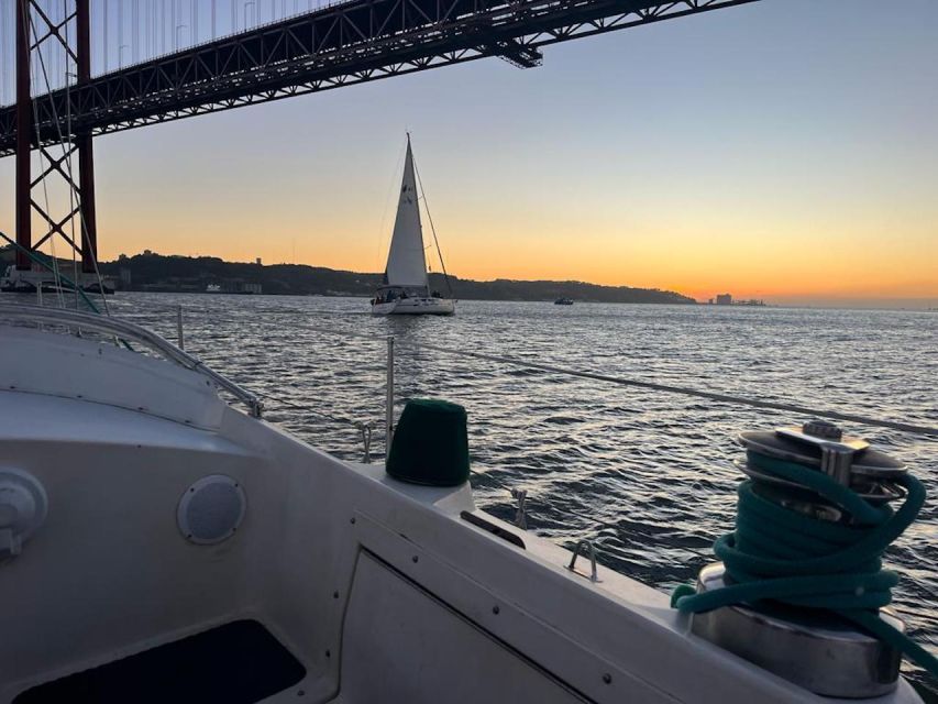 Lisbon: Private Sailing City & Sunset Tour - Quick hits before you go