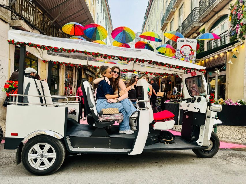 Lisbon: Private Sightseeing Tour by Tuk-Tuk - Miradouro da Senhora do Monte: the big view and the right timing